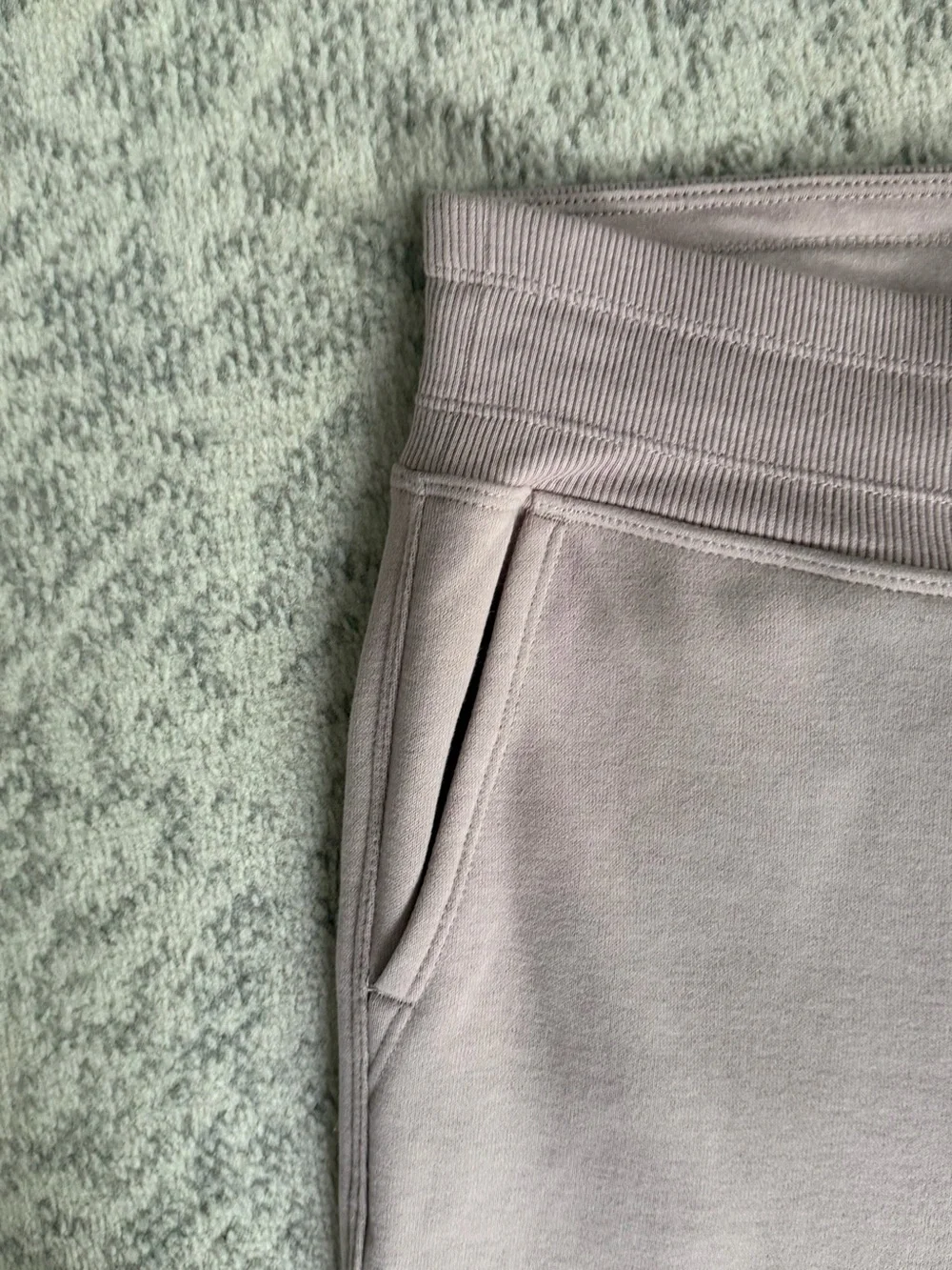 Calvin Klein Performance Wide-Leg Drawstring sweatpants Lounge in Light lilac M